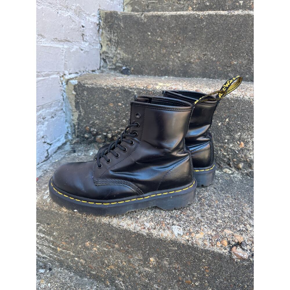 Dr. Martens 1460 Leather Black Up Boots Ladies 7 Mens Ladies 8.5